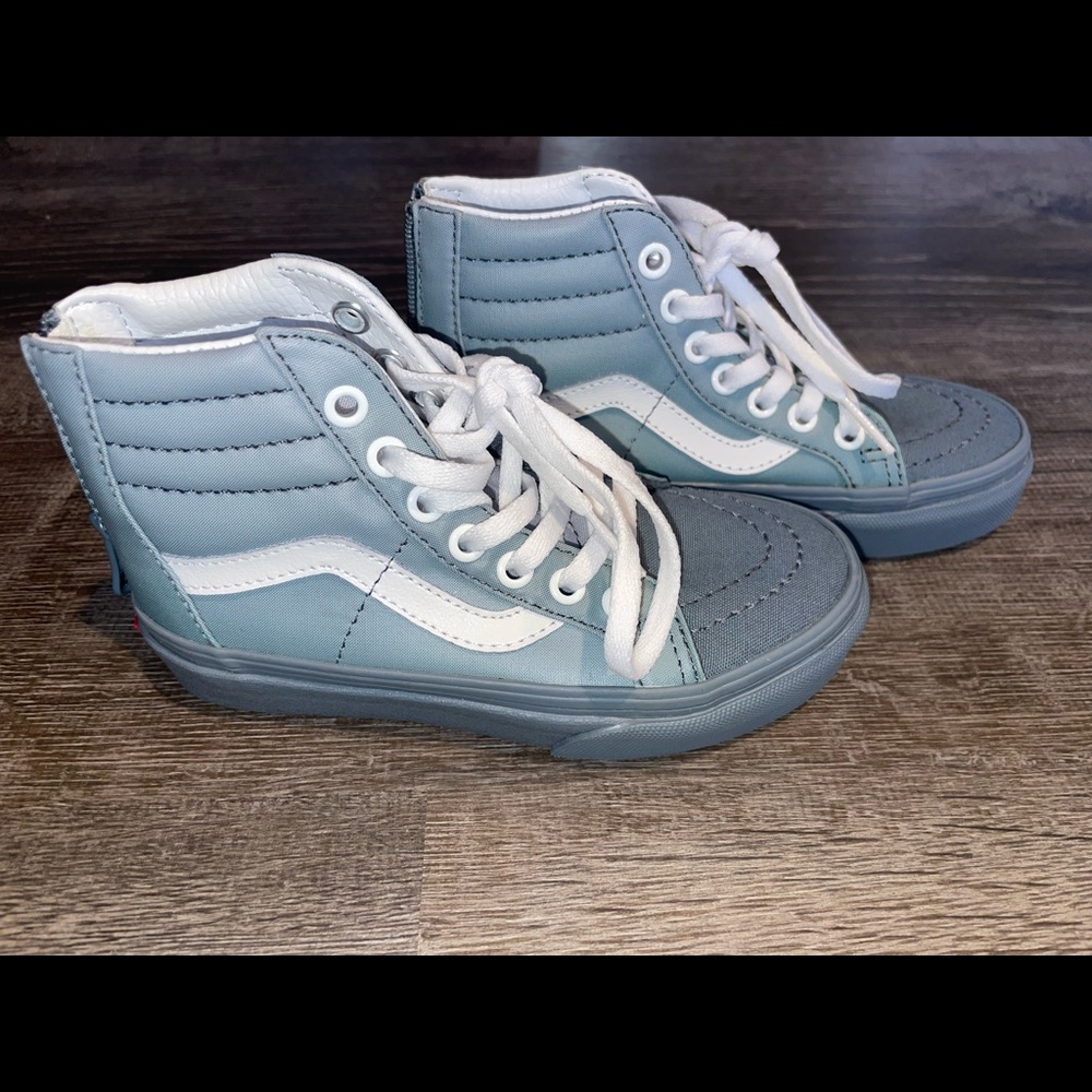 Brand new Little boy cans size 11